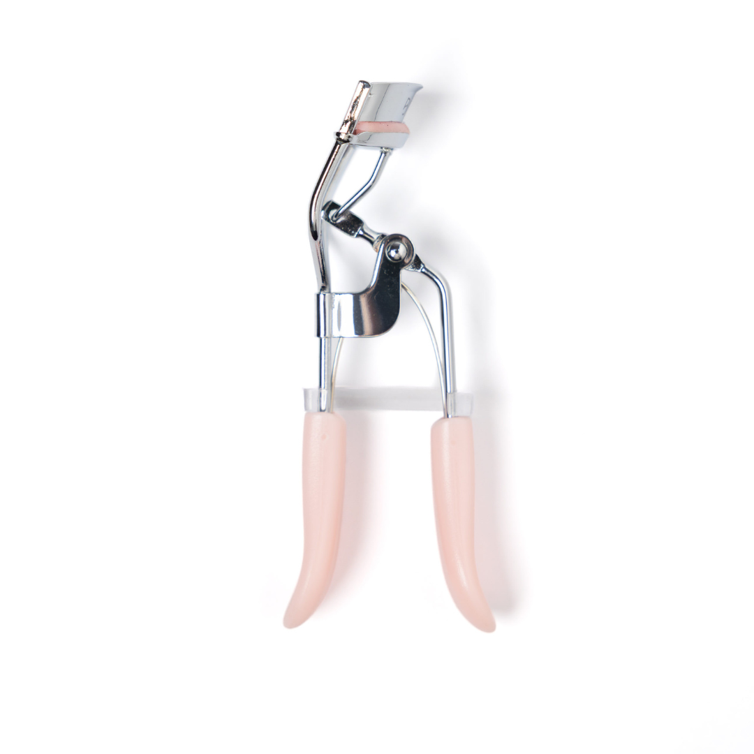 Bizu precision eyelash curler broad curve flexible silicone pads for safe lash lift