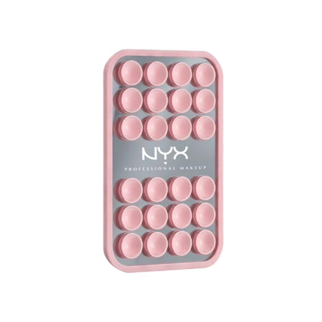 Gift From Nyx : Mirror Suction